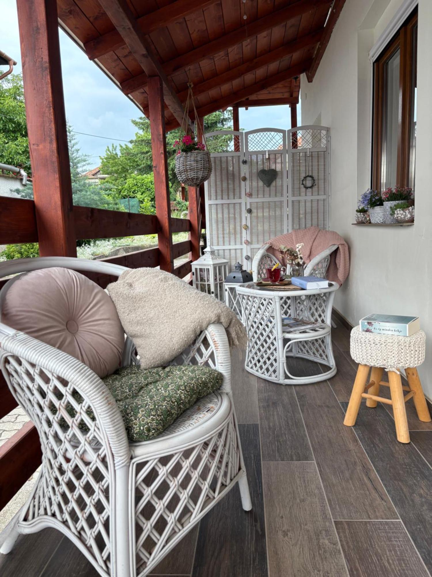 Appartement Ezuest Boroka *